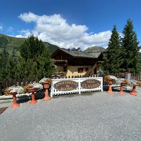 Aparthotel Claudia 3*